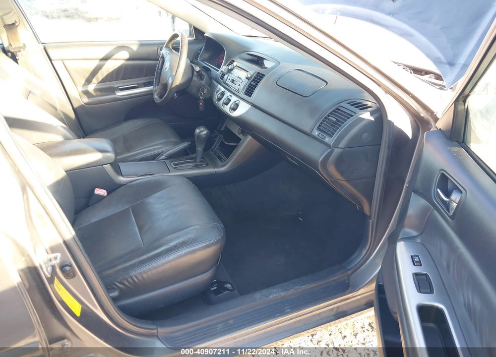 2005 TOYOTA CAMRY SE VIN: 4T1BE30K15U531247