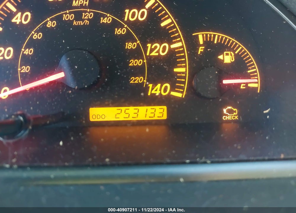 2005 TOYOTA CAMRY SE VIN: 4T1BE30K15U531247