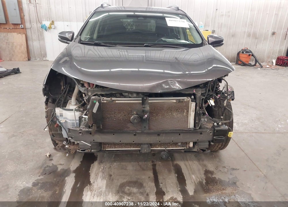 2017 TOYOTA RAV4 XLE VIN: JTMRFREVXHJ119551