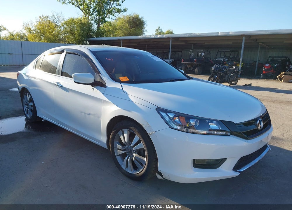 2013 HONDA ACCORD LX VIN: 1HGCR2F36DA084083