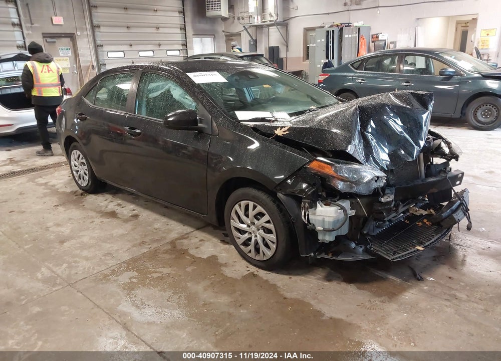 2019 TOYOTA COROLLA LE VIN: 5YFBURHE1KP936445