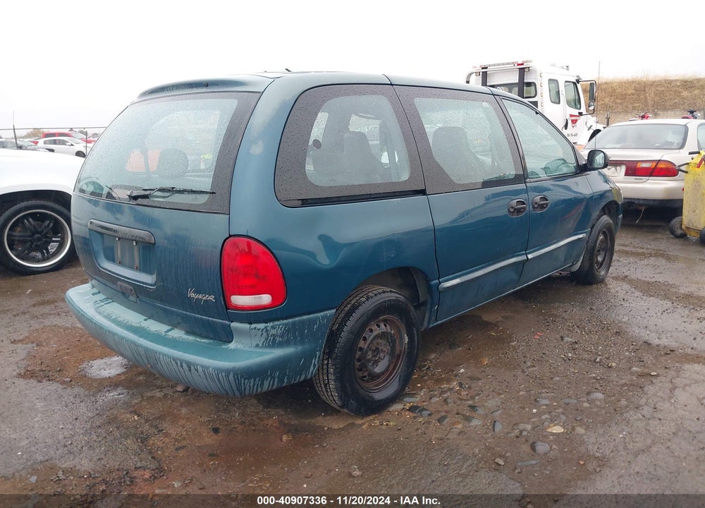 2000 PLYMOUTH VOYAGER VIN: 2P4FP25B2YR609938