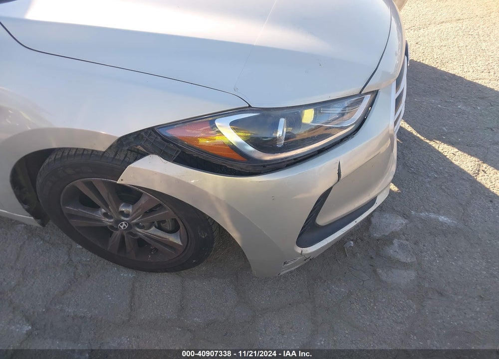 2018 HYUNDAI ELANTRA VIN: 5NPD84LF2JH269980