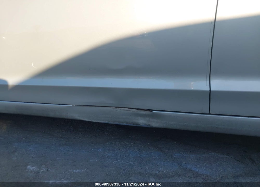2018 HYUNDAI ELANTRA VIN: 5NPD84LF2JH269980