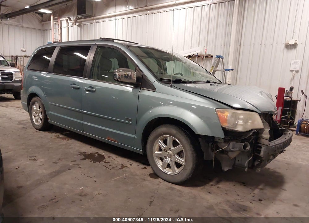 2008 CHRYSLER TOWN & COUNTRY TOURING VIN: 2A8HR54P28R828946