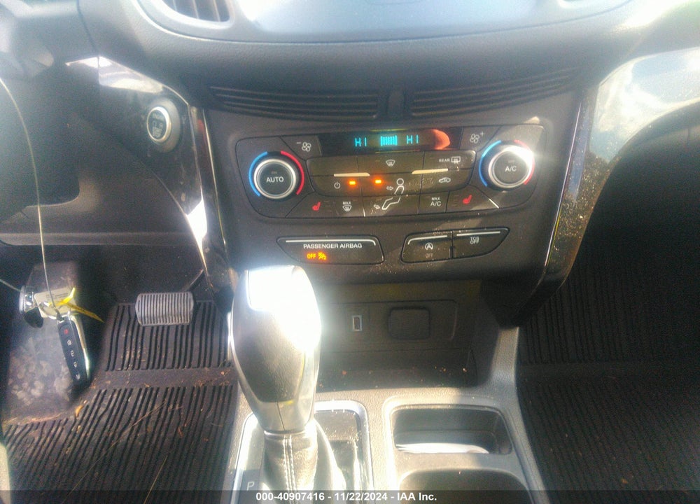 2019 FORD ESCAPE SE VIN: 1FMCU0GD9KUA11564
