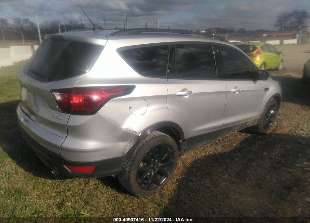 2019 FORD ESCAPE SE VIN: 1FMCU0GD9KUA11564