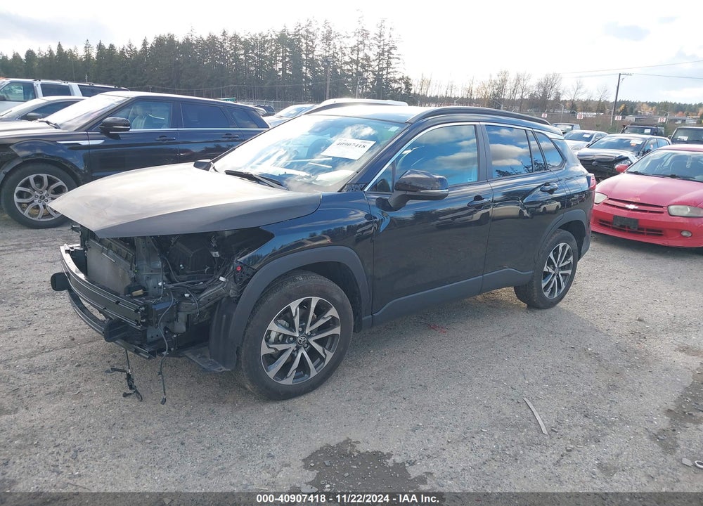 2022 TOYOTA COROLLA CROSS XLE VIN: 7MUEAABG3NV040022