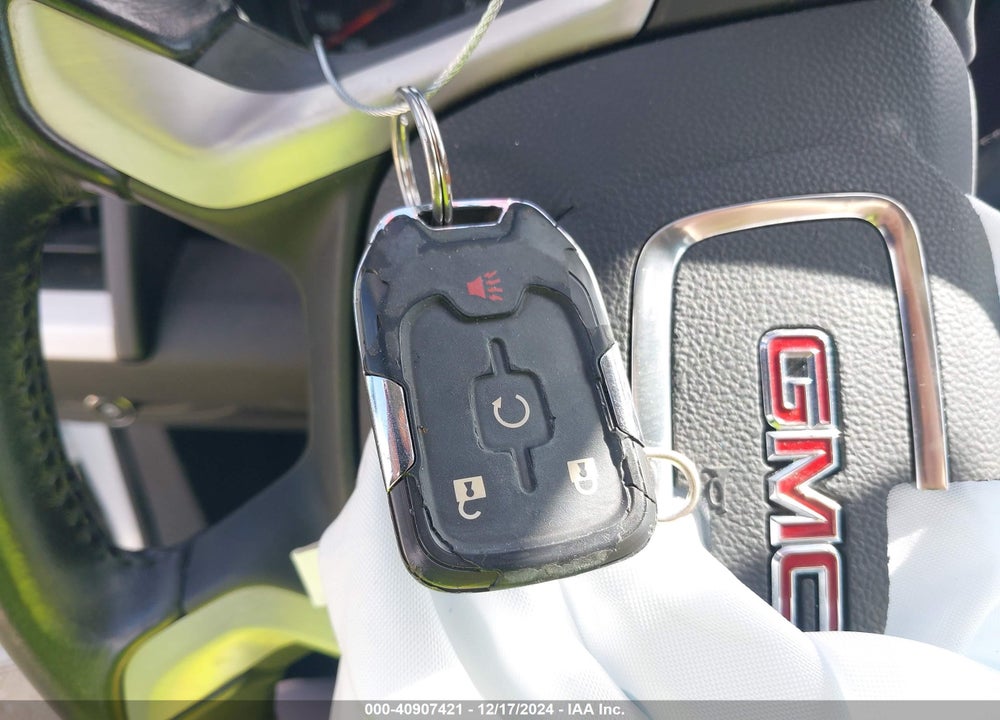 2020 GMC TERRAIN FWD SLE VIN: 3GKALMEV0LL338016