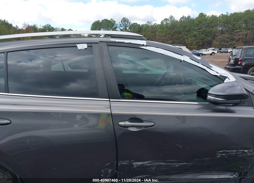 2014 TOYOTA RAV4 XLE VIN: 2T3WFREV6EW115576