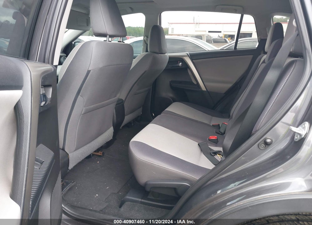 2014 TOYOTA RAV4 XLE VIN: 2T3WFREV6EW115576