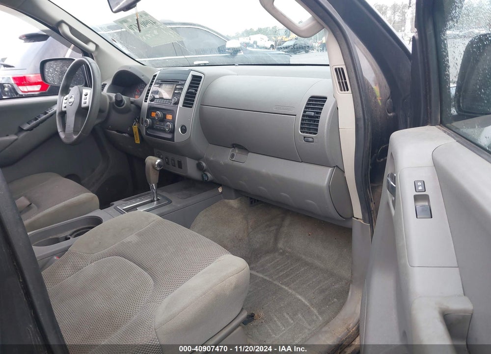 2013 FRONTIER NISSAN  SV VIN: 1N6AD0EV7DN755701
