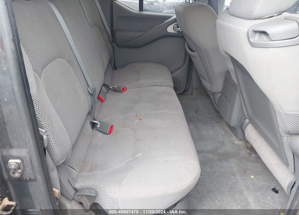 2013 FRONTIER NISSAN  SV VIN: 1N6AD0EV7DN755701