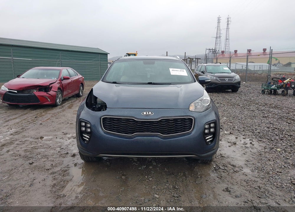 2018 KIA SPORTAGE EX VIN: KNDPNCAC9J7441595