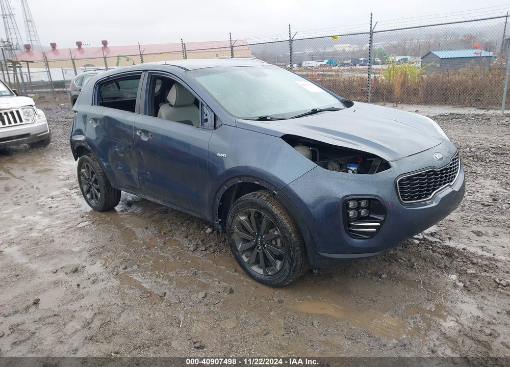 2018 KIA SPORTAGE EX VIN: KNDPNCAC9J7441595