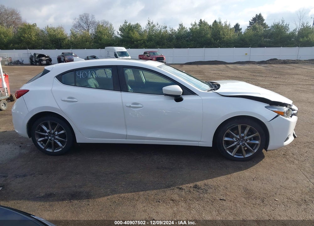 2018 MAZDA MAZDA3 VIN: 3MZBN1L36JM199606