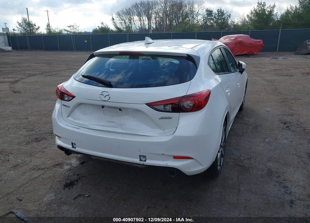 2018 MAZDA MAZDA3 VIN: 3MZBN1L36JM199606