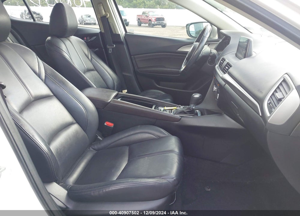 2018 MAZDA MAZDA3 VIN: 3MZBN1L36JM199606