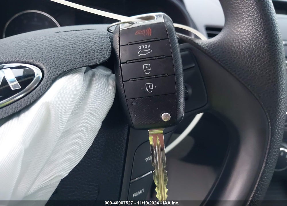 2016 KIA FORTE LX VIN: KNAFK4A64G5495103