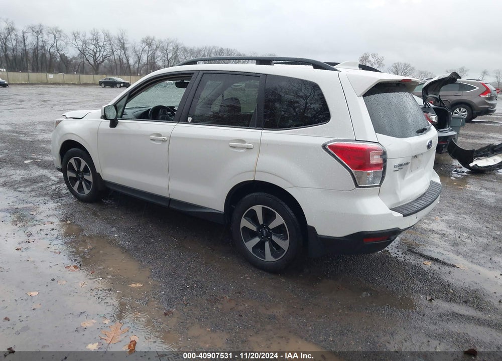 2017 SUBARU FORESTER 2.5I PREMIUM VIN: JF2SJAEC1HH494222