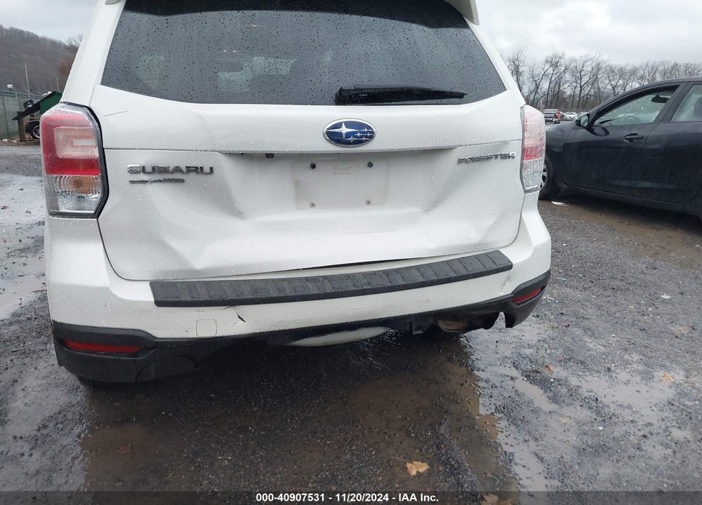 2017 SUBARU FORESTER 2.5I PREMIUM VIN: JF2SJAEC1HH494222