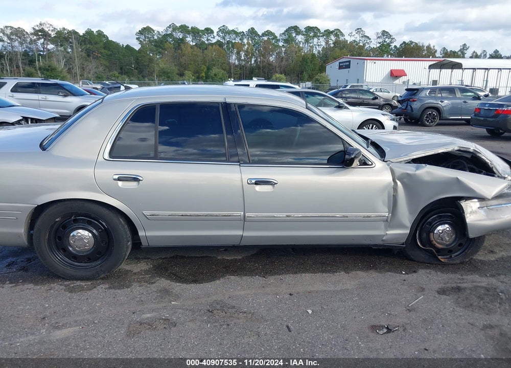 2009 FORD CROWN VICTORIA POLICE/POLICE INTERCEPTOR VIN: 2FAHP71VX9X141096