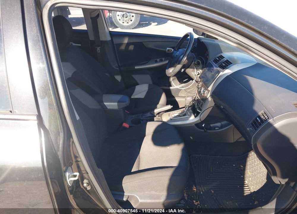 2010 TOYOTA COROLLA S VIN: 1NXBU4EE6AZ212500