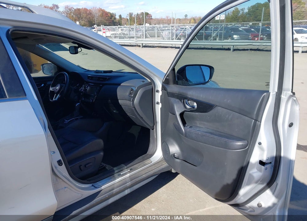 2019 NISSAN ROGUE SL VIN: 5N1AT2MT3KC783243