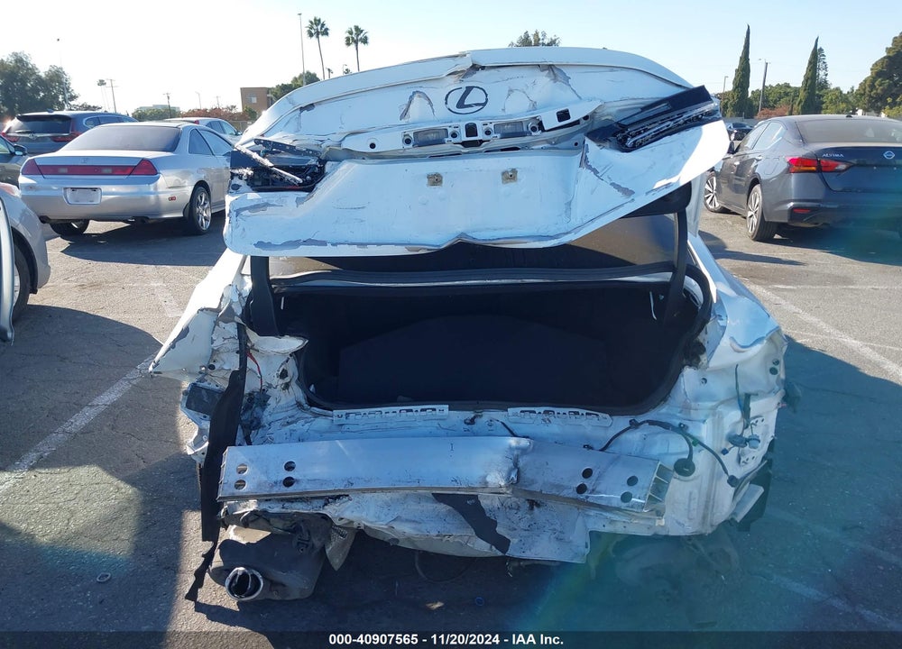 2016 LEXUS IS 200T VIN: JTHBA1D28G5022590