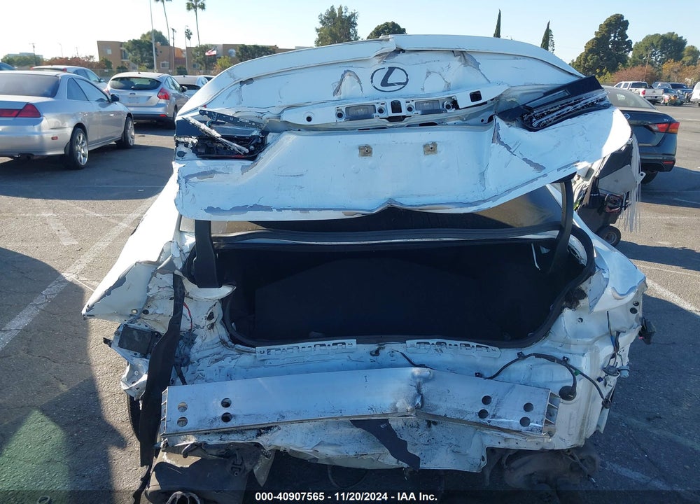 2016 LEXUS IS 200T VIN: JTHBA1D28G5022590