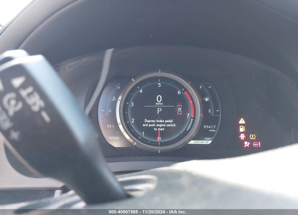2016 LEXUS IS 200T VIN: JTHBA1D28G5022590