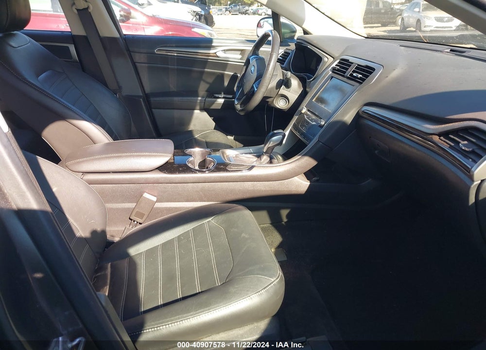 2014 FORD FUSION SE VIN: 3FA6P0HD7ER274631