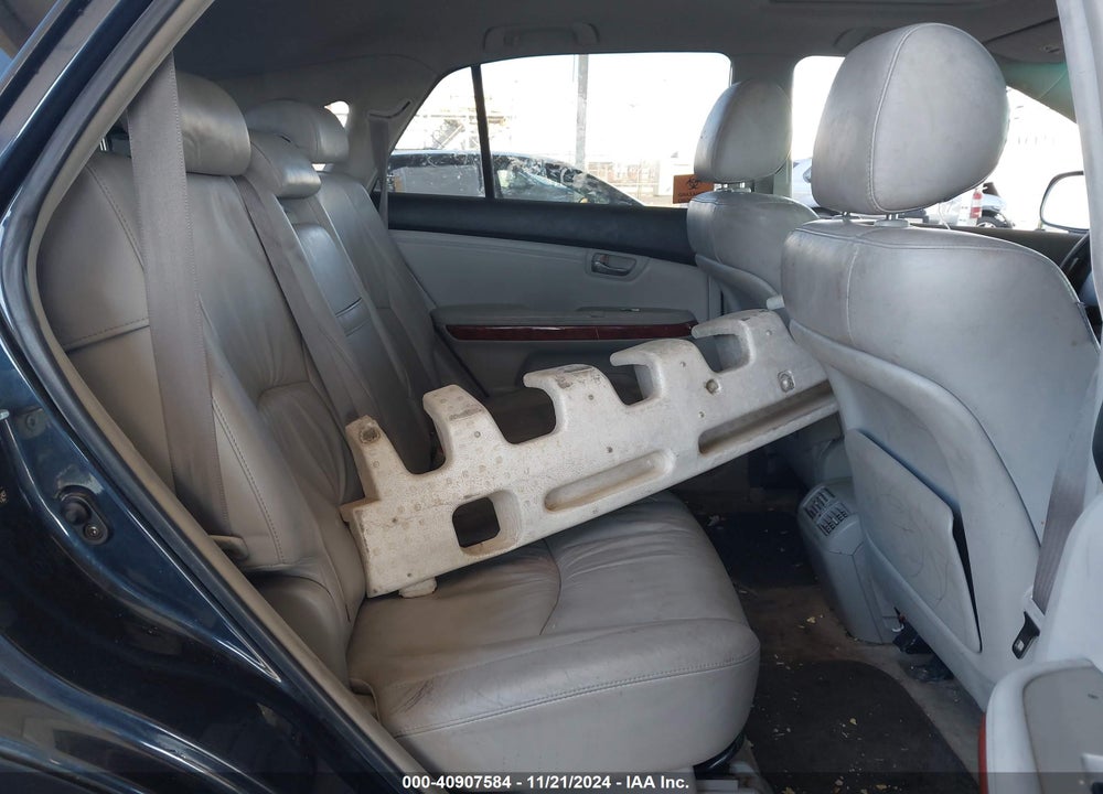 2004 LEXUS RX 330 VIN: JTJHA31U640031243