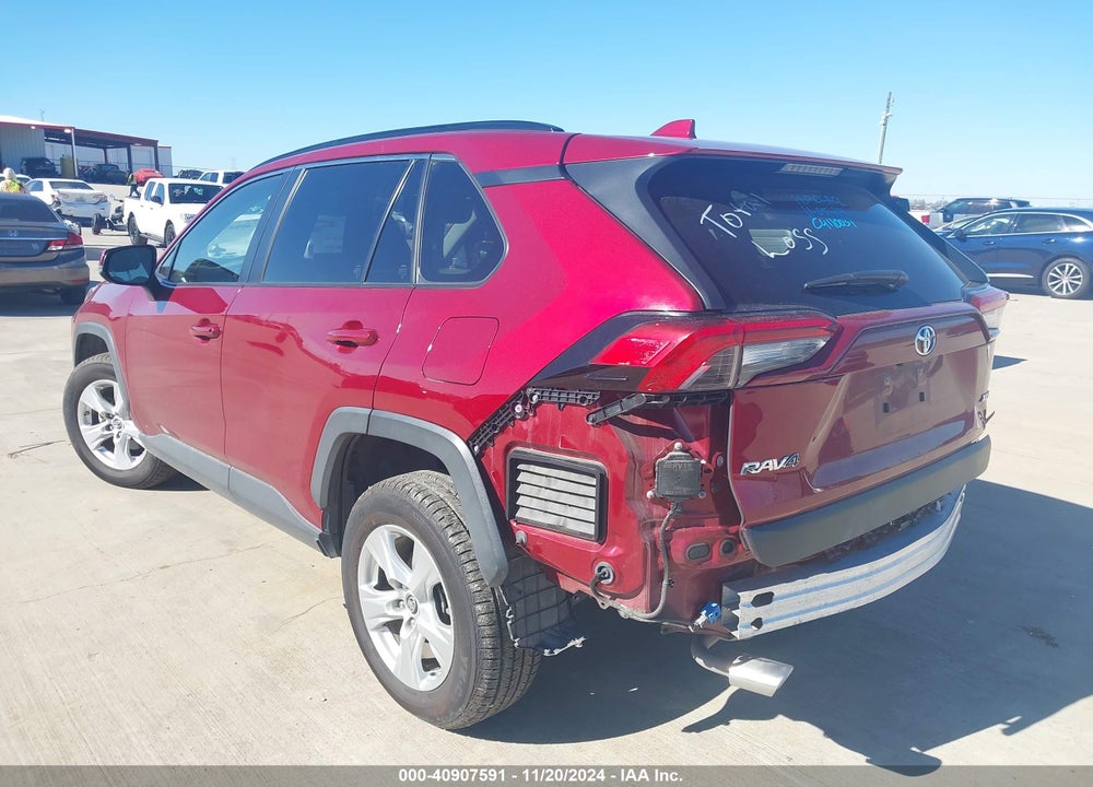 2019 TOYOTA RAV4 XLE VIN: JTMW1RFV1KD008036