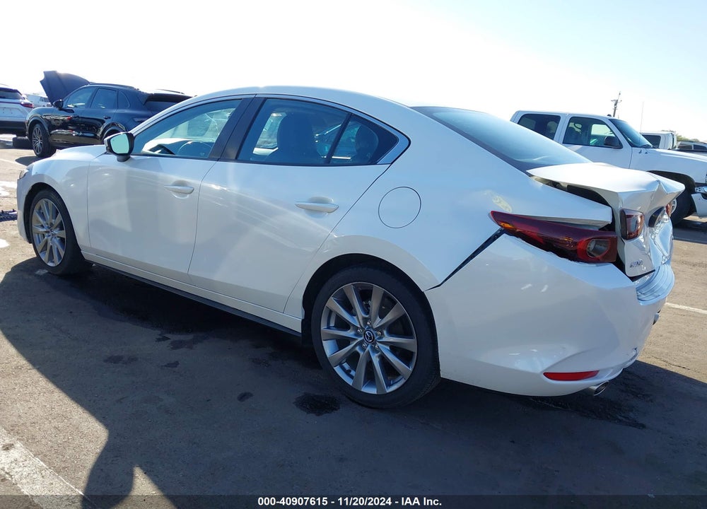 2022 MAZDA 3 SELECT VIN: 3MZBPABL2NM304742
