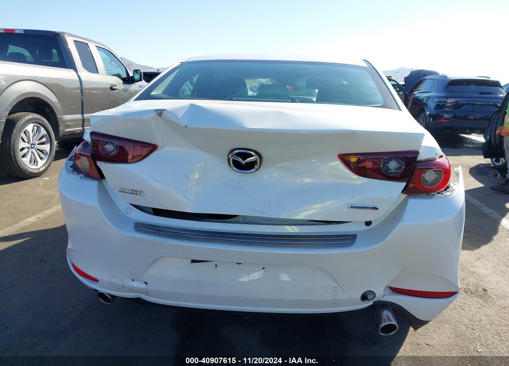 2022 MAZDA 3 SELECT VIN: 3MZBPABL2NM304742