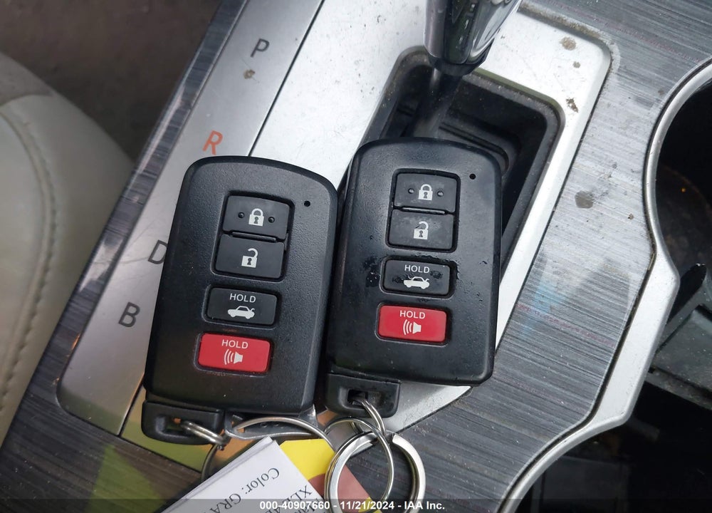 2012 TOYOTA CAMRY HYBRID XLE VIN: 4T1BD1FK7CU048504