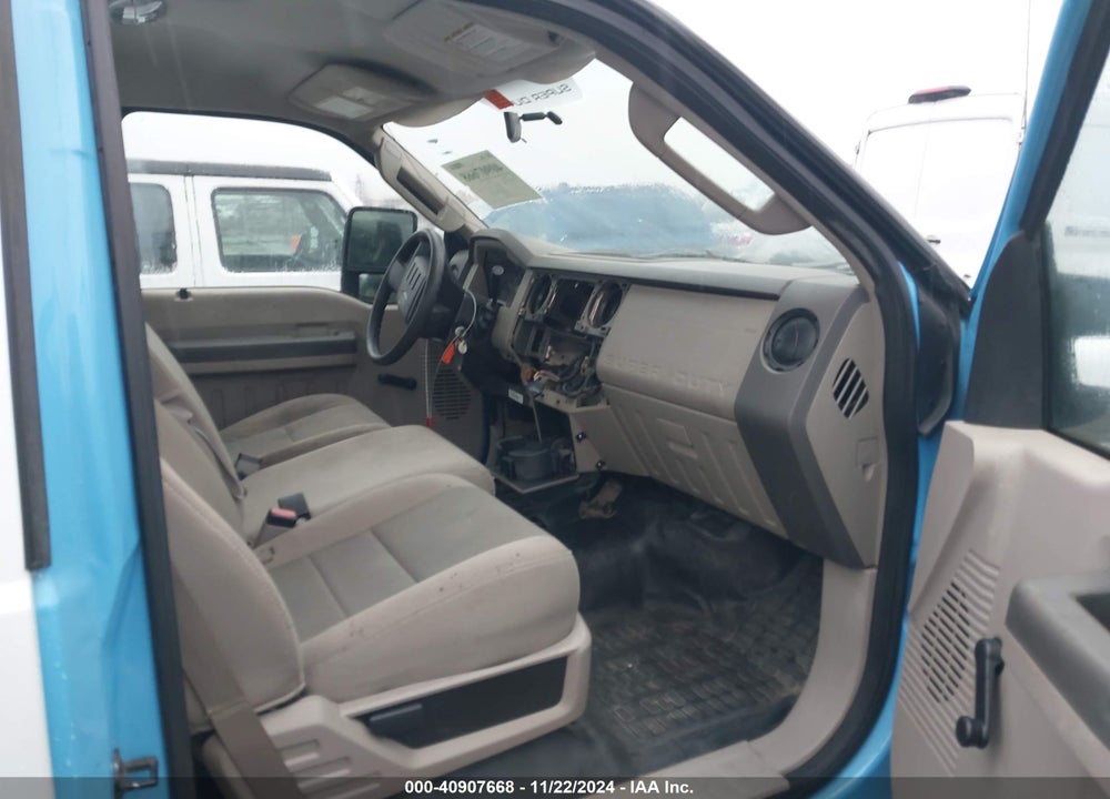 2008 FORD F-350 CHASSIS XL/XLT VIN: 1FDWF34R98ED97737