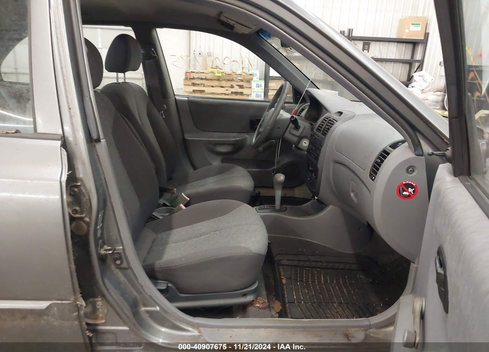 2004 HYUNDAI ACCENT GL VIN: KMHCG45C64U545973