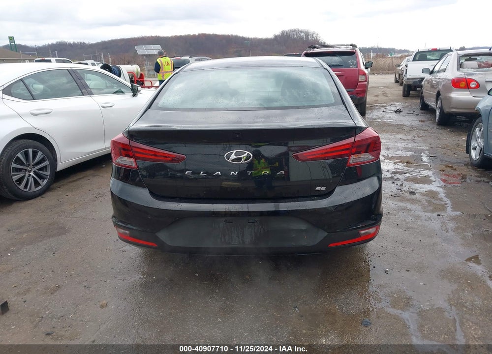 2020 HYUNDAI ELANTRA SE VIN: 5NPD74LF2LH619369