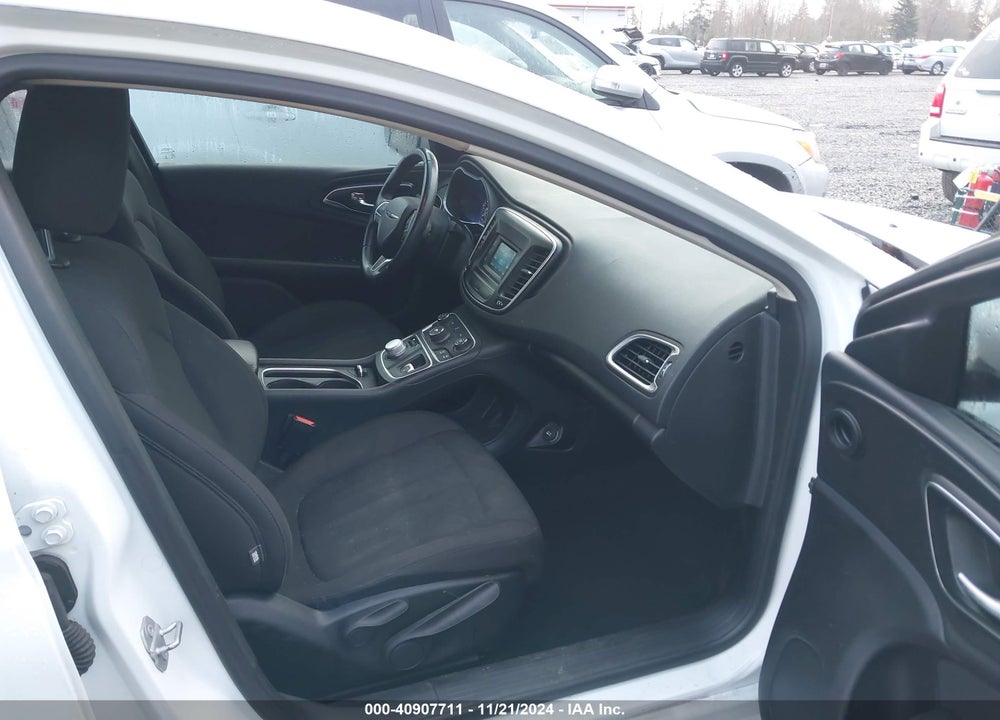 2016 CHRYSLER 200 LIMITED VIN: 1C3CCCAB7GN152896