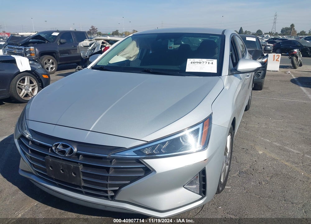2019 HYUNDAI ELANTRA SEL VIN: 5NPD84LF3KH426837