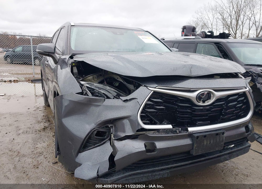 2021 TOYOTA HIGHLANDER XLE VIN: 5TDGZRBH0MS524554