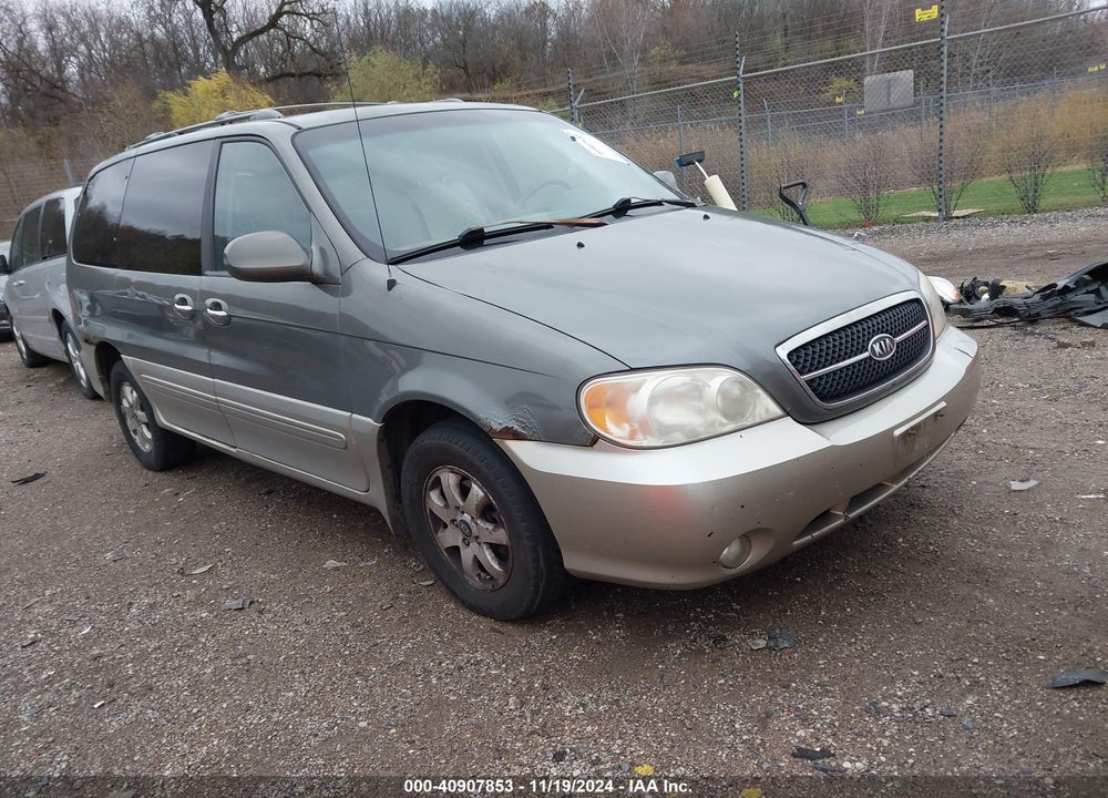 2005 KIA SEDONA EX/LX VIN: KNDUP132856718349