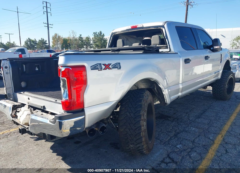 2018 FORD F-250 XLT VIN: 1FT7W2BT4JEB38340