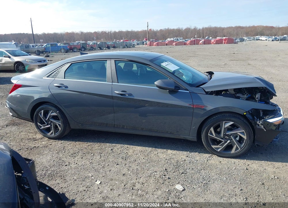 2025 HYUNDAI ELANTRA VIN: KMHLS4DG7SU857879