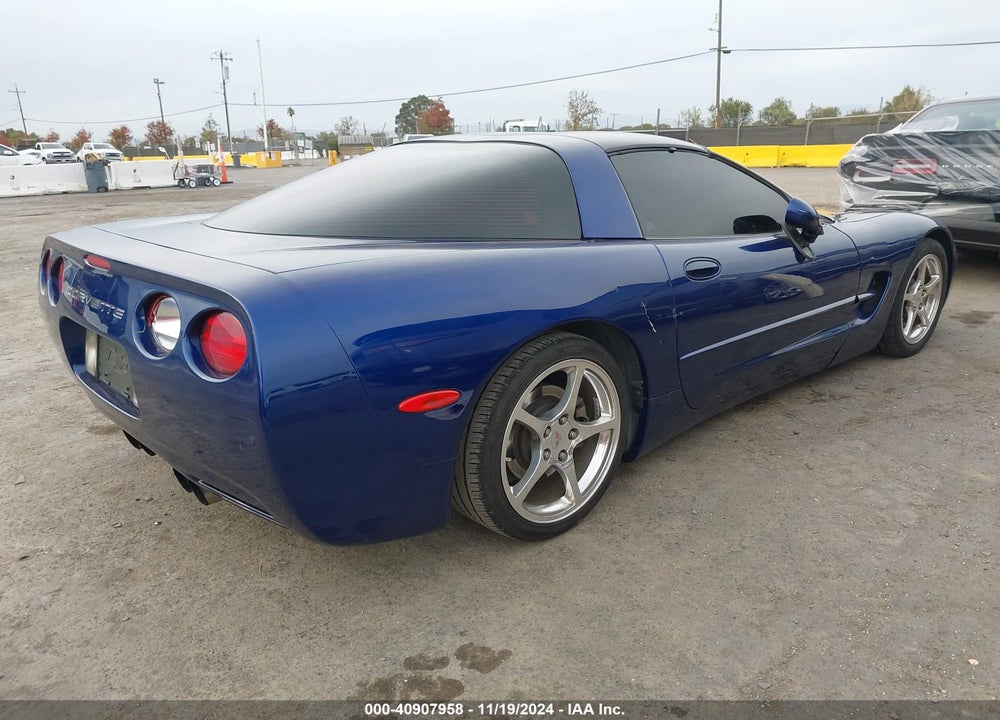 2004 CHEVROLET CORVETTE VIN: 1G1YY22G445132195