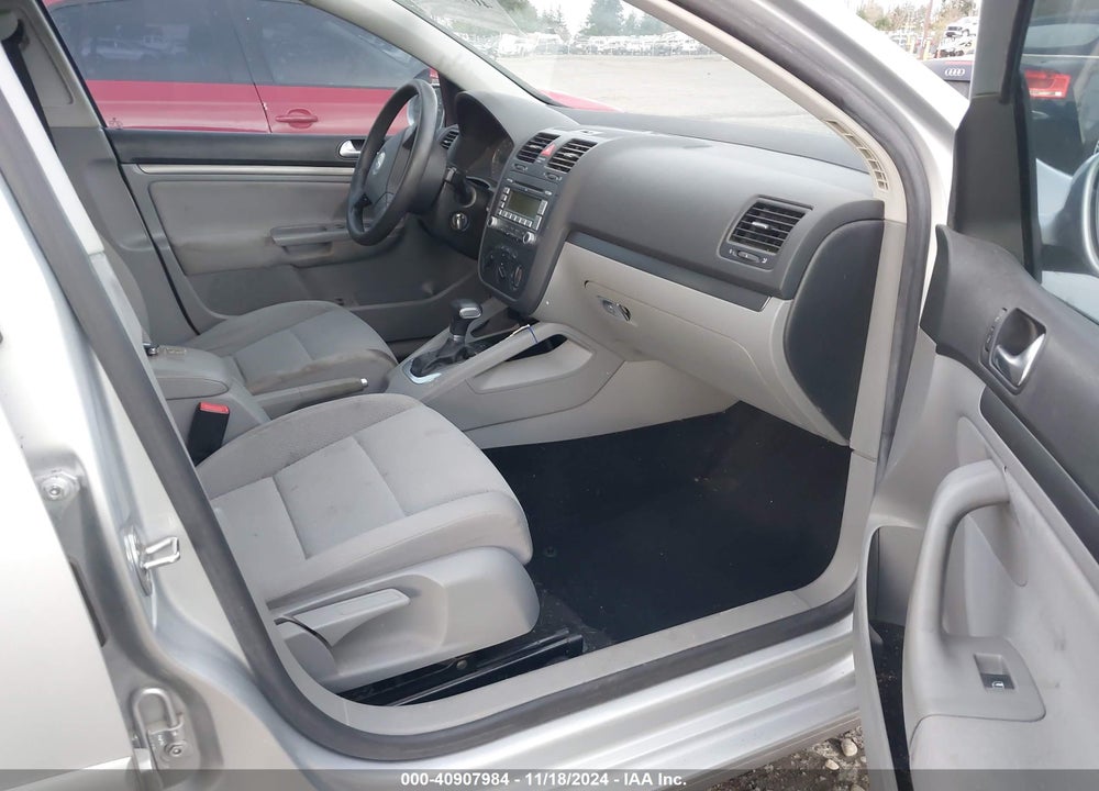 2007 VOLKSWAGEN RABBIT 4-DOOR VIN: WVWDR71K47W171695