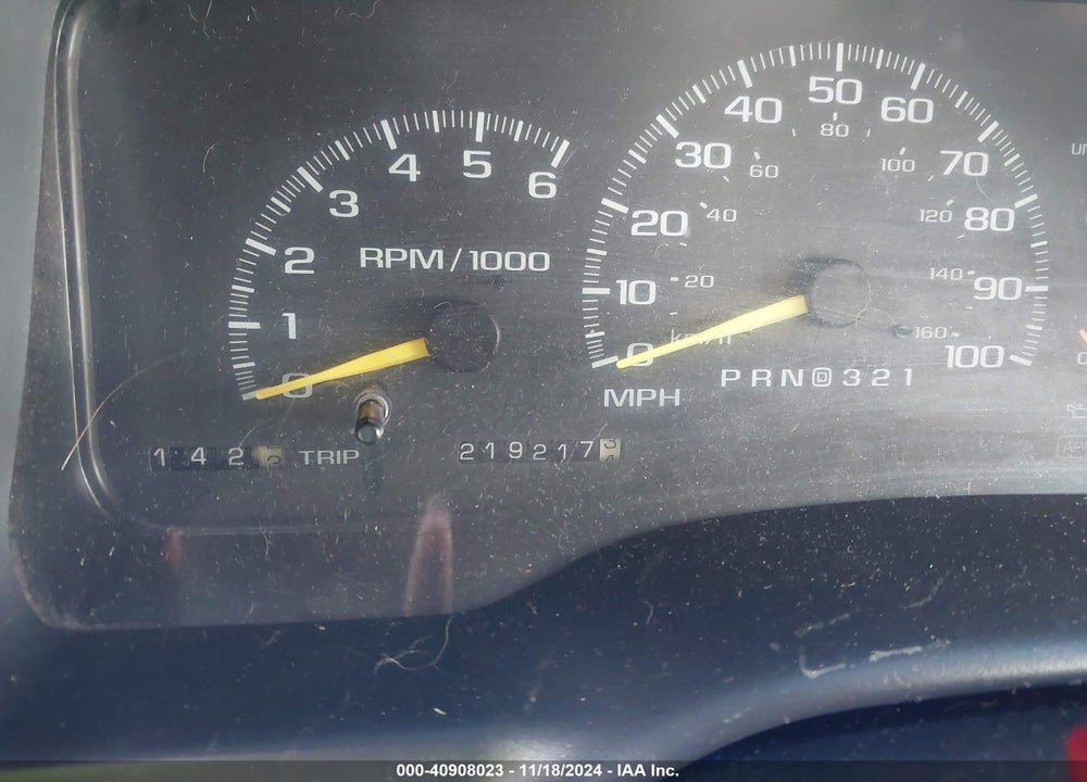 1997 CHEVROLET C1500 FLEETSIDE VIN: 2GCEC19M8V1257735