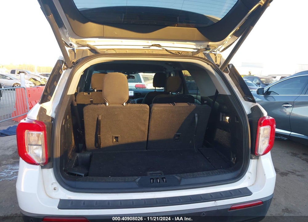 2021 FORD EXPLORER XLT VIN: 1FMSK7DH7MGA81843